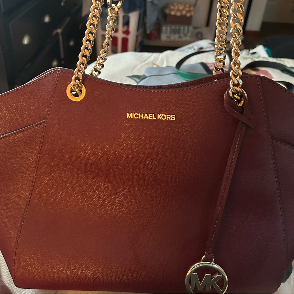 Burgandy Michael Kors shoulder bag